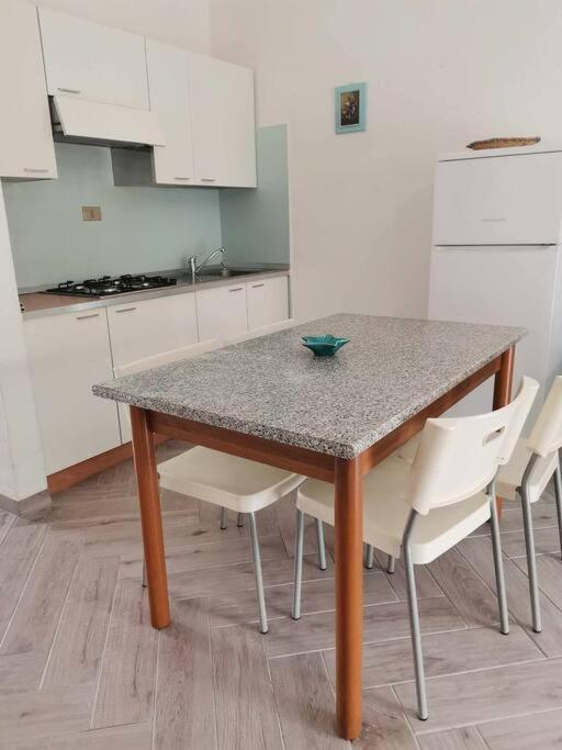 Ferienwohnung Casa Di Lu' - Bilocale Con Giardino - Porto Pollo Exterior foto
